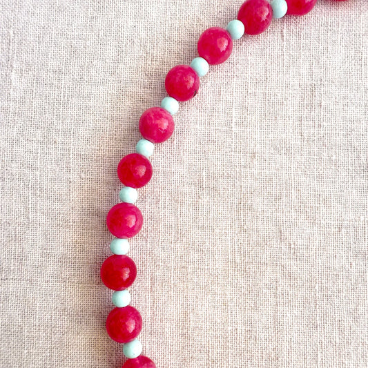 Pink and turquoise glass bead necklace Berry Kiss by Studio Gløra
