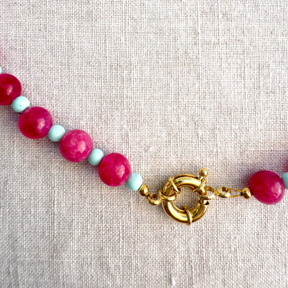 Pink and turquoise glass bead necklace Berry Kiss by Studio Gløra
